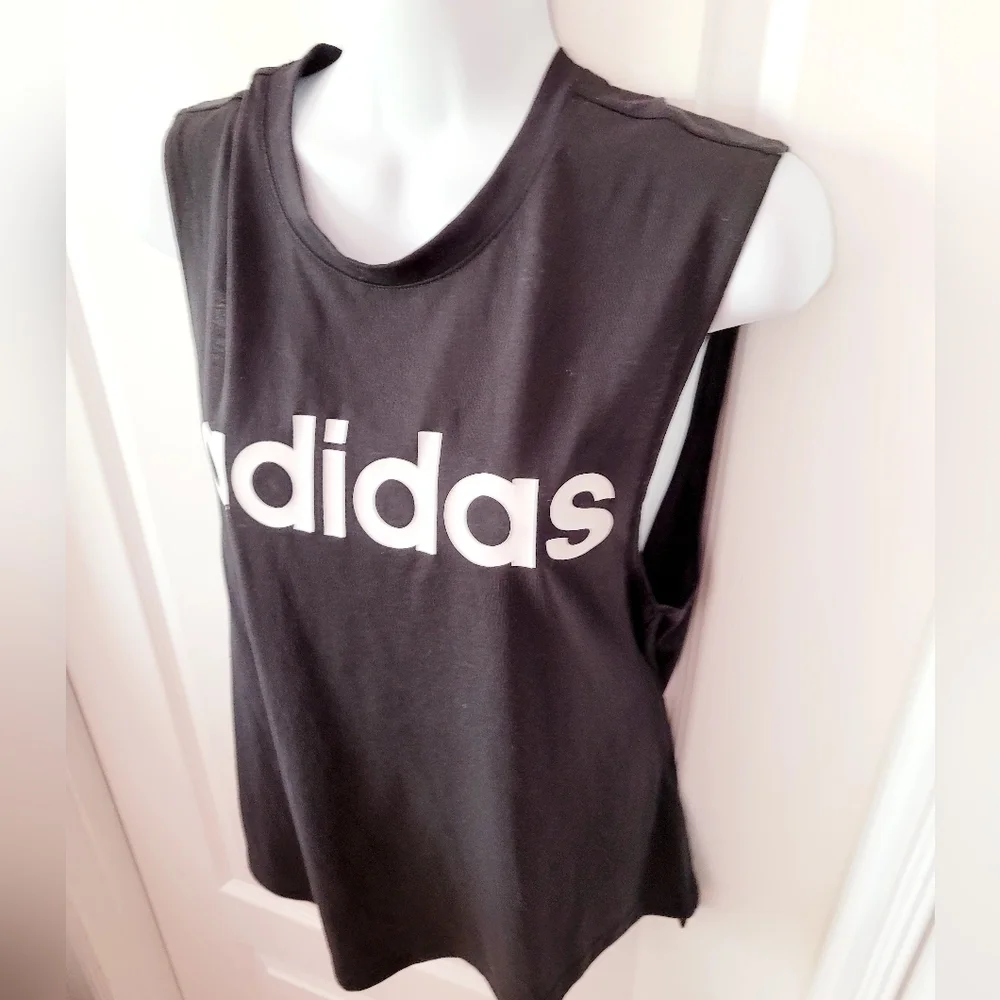 adidas Women's training Tee-shirt Black Small - Picture 2 of 5